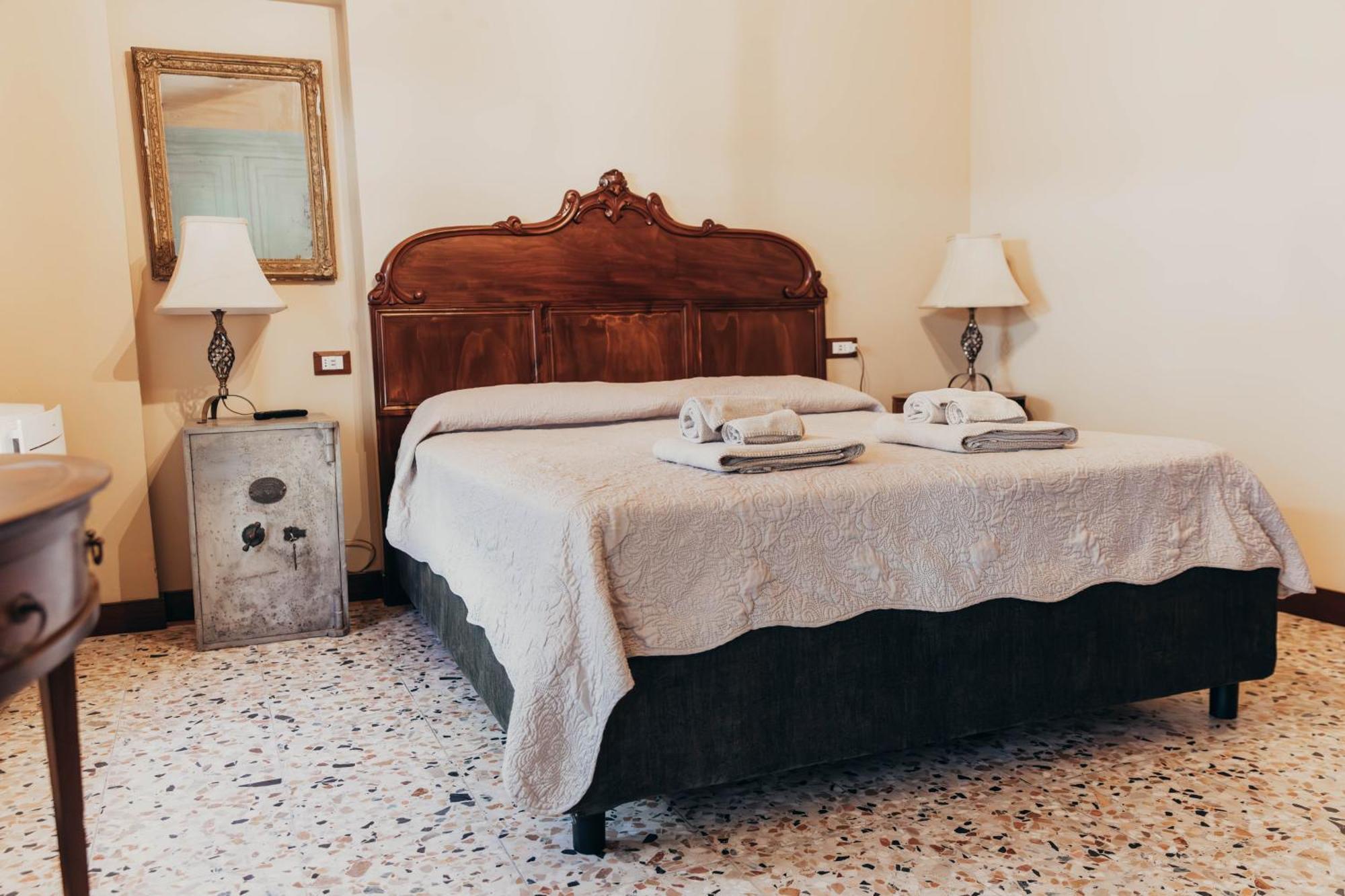B&B Formigola Corticelle Pieve Exteriör bild